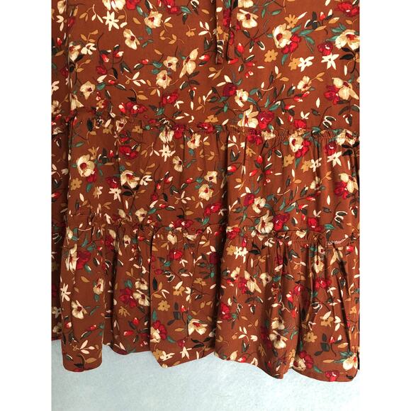 Floral & Ivy Flounce Sleeve Top Women's Large Floral Tiered Brown NEW - Picture 4 of 7
